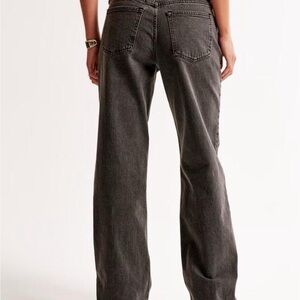 Abercrombie & Fitch Women's Straight Leg Jeans - Dark Gray